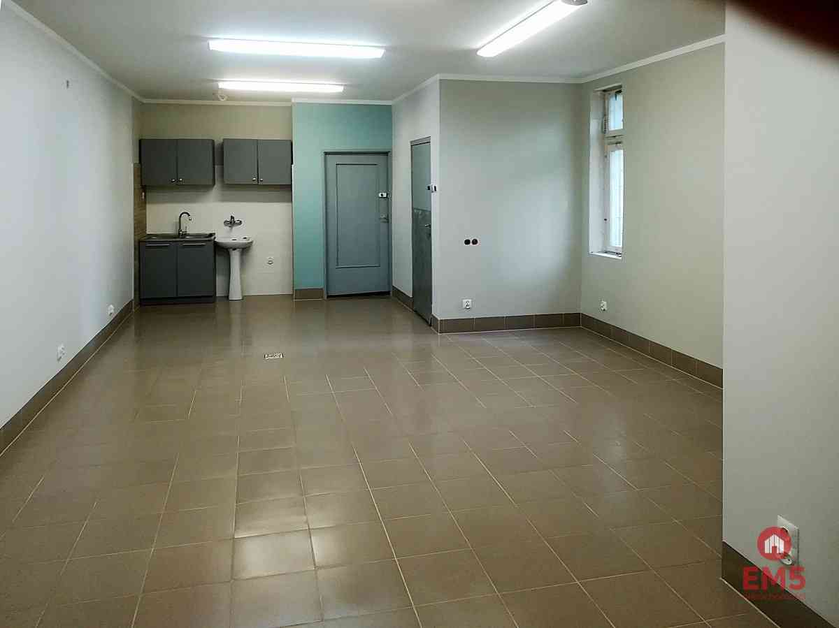 Pawilon usługowo-handlowy 70 m2 - zdjęcie 2