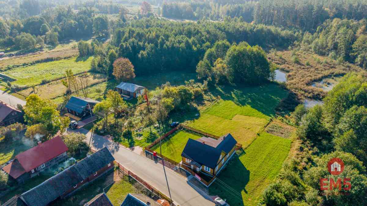 Siedlisko w malowniczej okolicy - zdjęcie 1