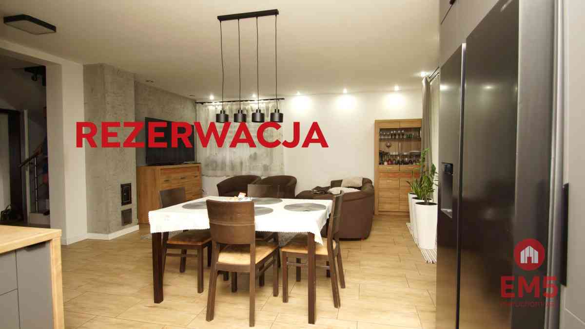 Wolnostojacy dom w spokojnej okolicy - zdjęcie 3