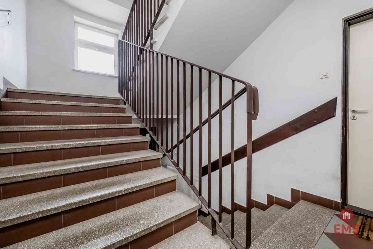 Wysoki parter z balkonem - zdjęcie 14