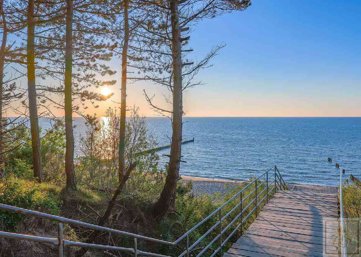 Działka budowlana nad morzem - zdjęcie 2