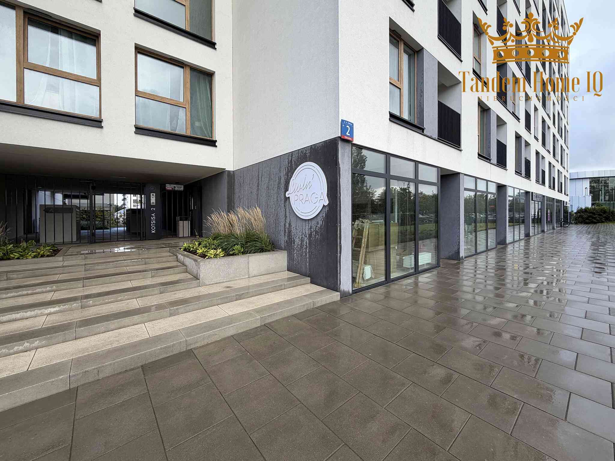 Na wynajem lokal usługowo-handlowy 105m2 Praga Północ widoczny z ulicy - zdjęcie 8