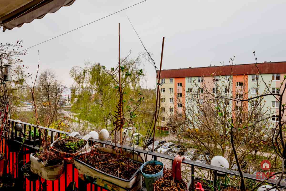 Wyjątkowe mieszkanie na rodzinnym osiedlu - zdjęcie 15