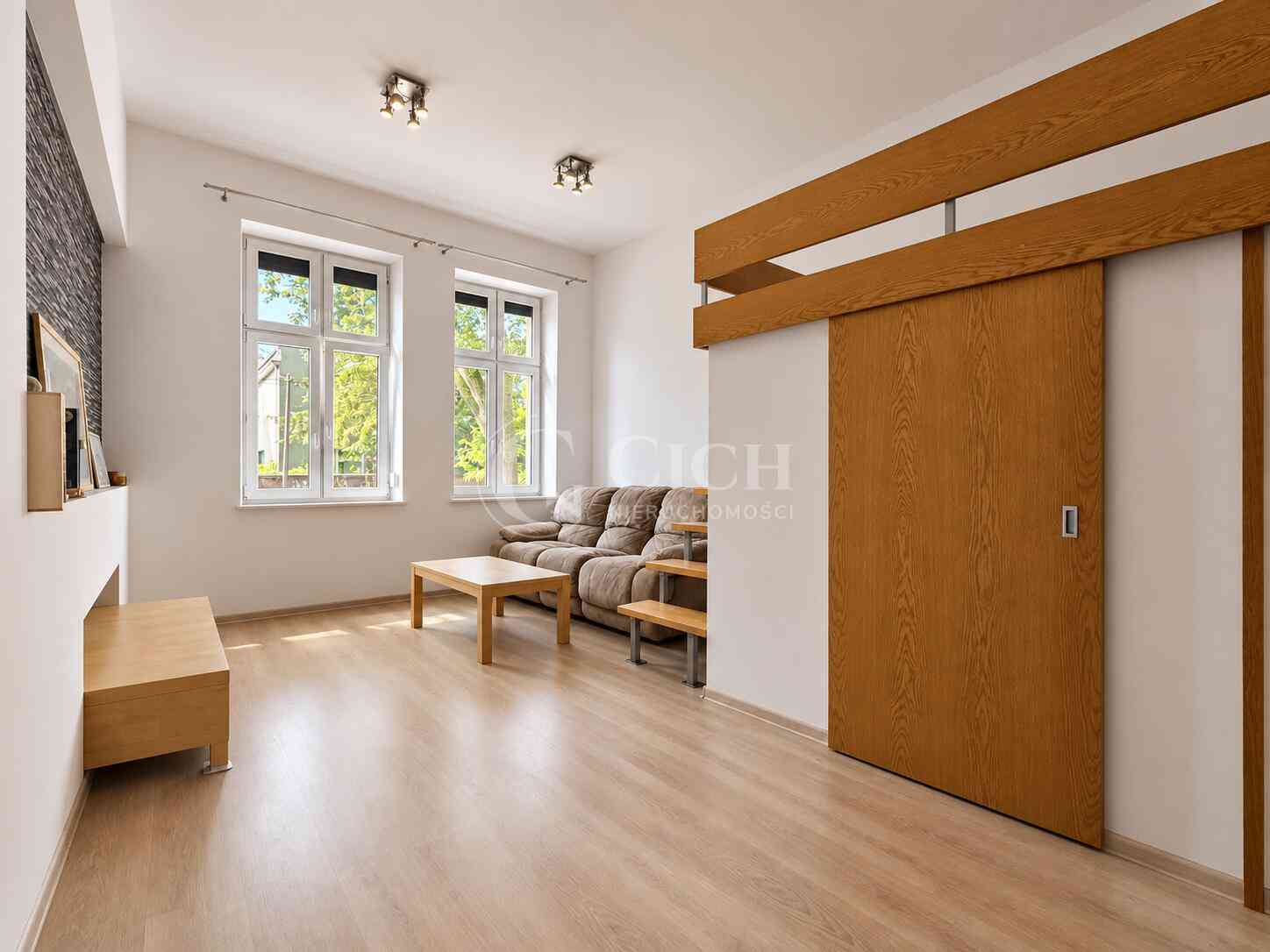 Mieszkanie 40m² z antresolą i miejscem parkingowym–Tarnów,ul. Towarowa