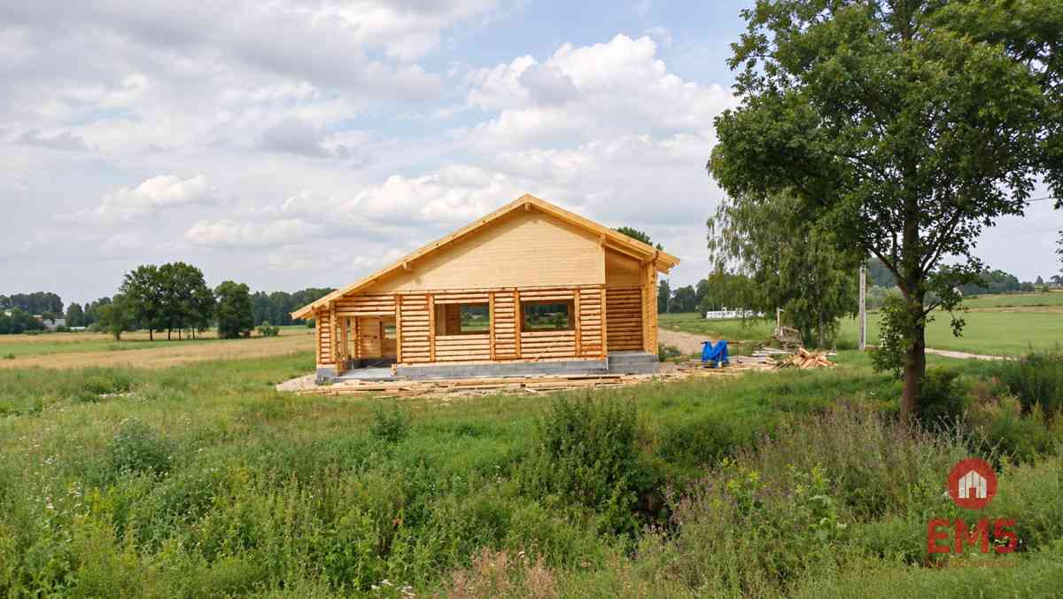 Dom z bala pod Puszczą Knyszyńską - zdjęcie 21