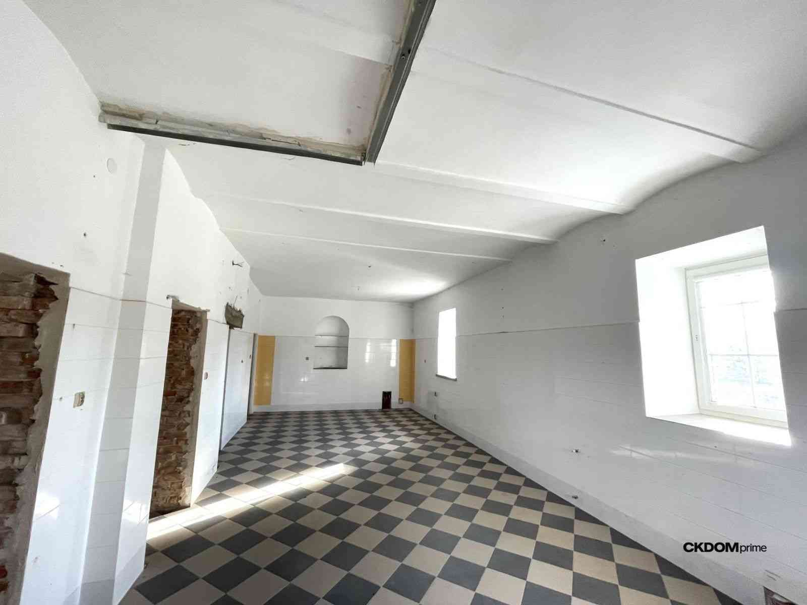 Pałac Łazienkowski – centrum Staszowa - zdjęcie 7