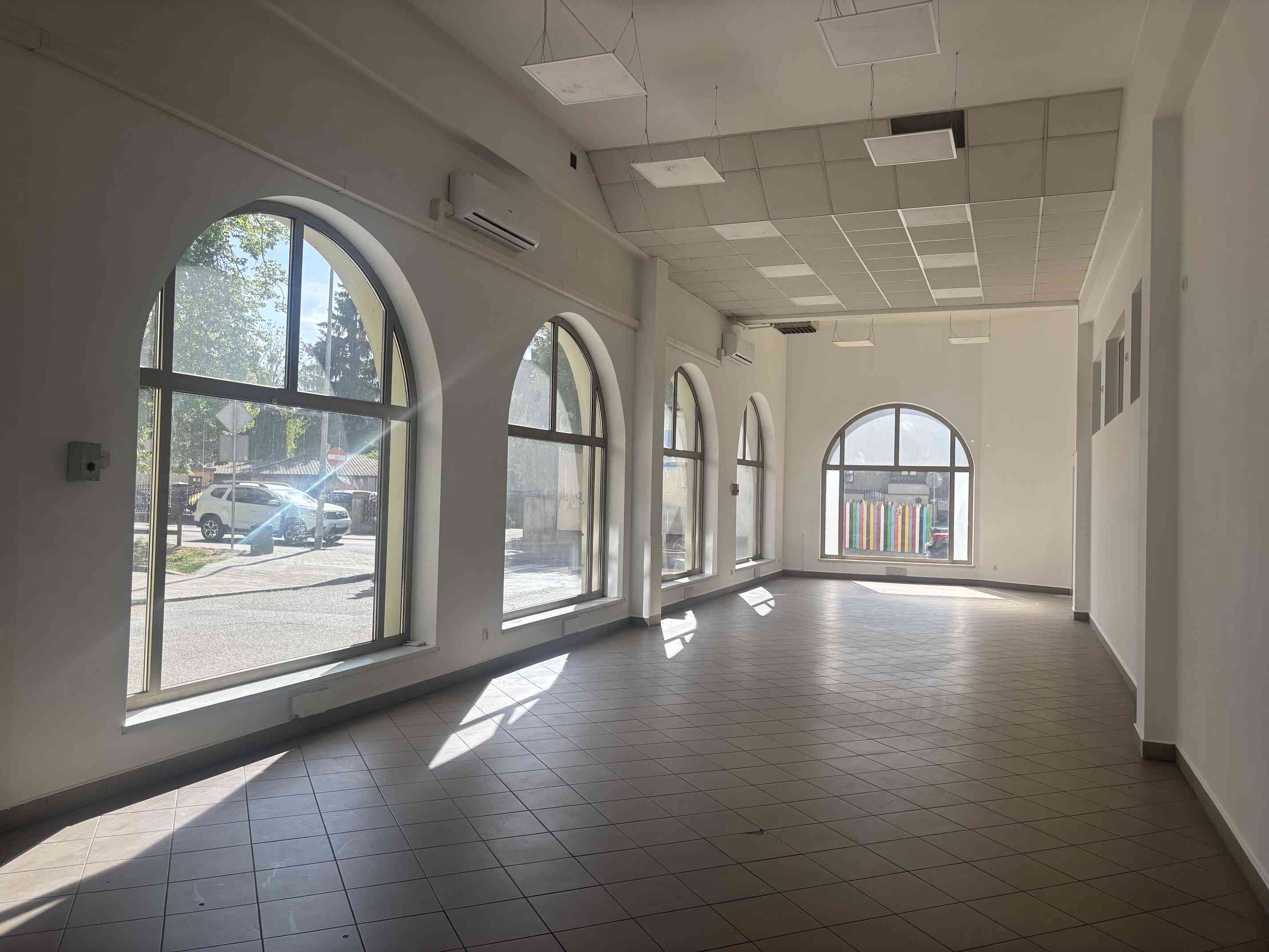 Lokal usługowy z witryną i klimatyzacją, 117 m², Brodnica - zdjęcie 8