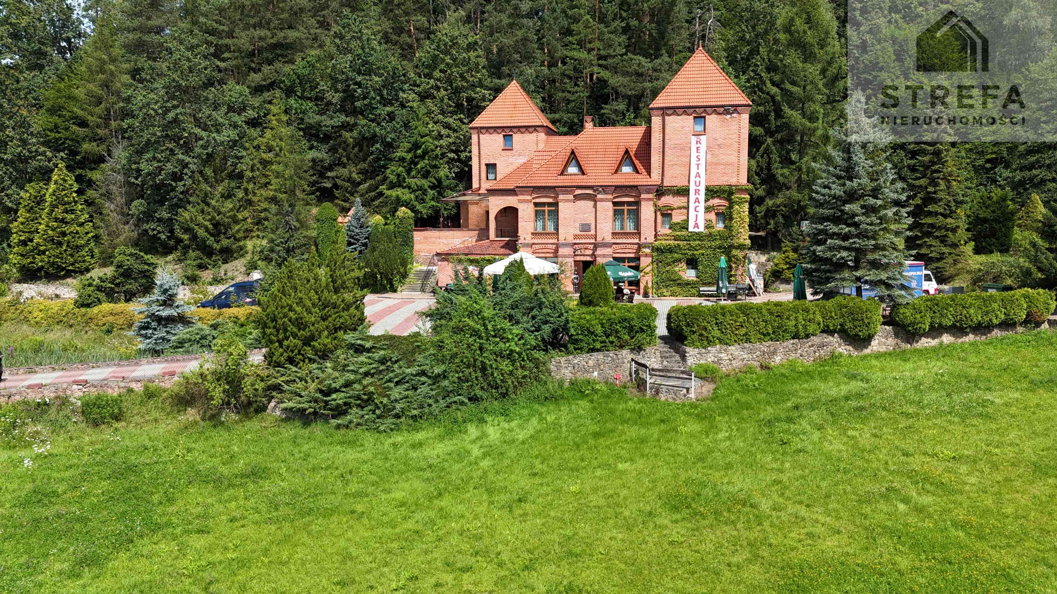 Zamek, hotel, restauracja, gotowy biznes - zdjęcie 8