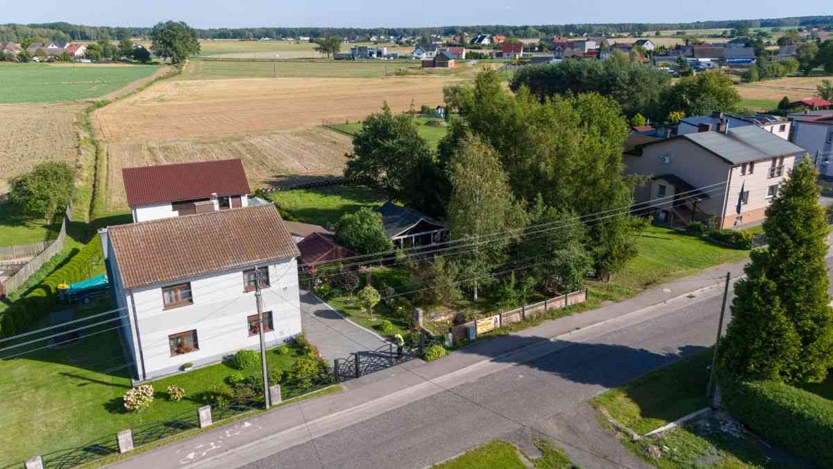 Przytulny domek letniskowy w Kochanowicach - zdjęcie 3