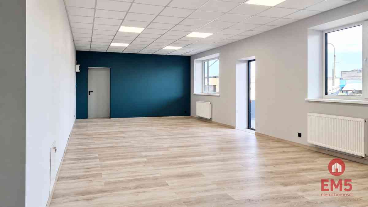 lokal użytkowy z rampą - zdjęcie 1
