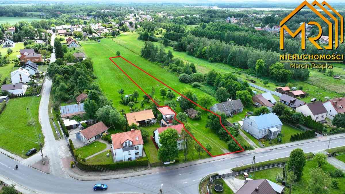 Działka pod zabudowę blisko centrum Radłowa 