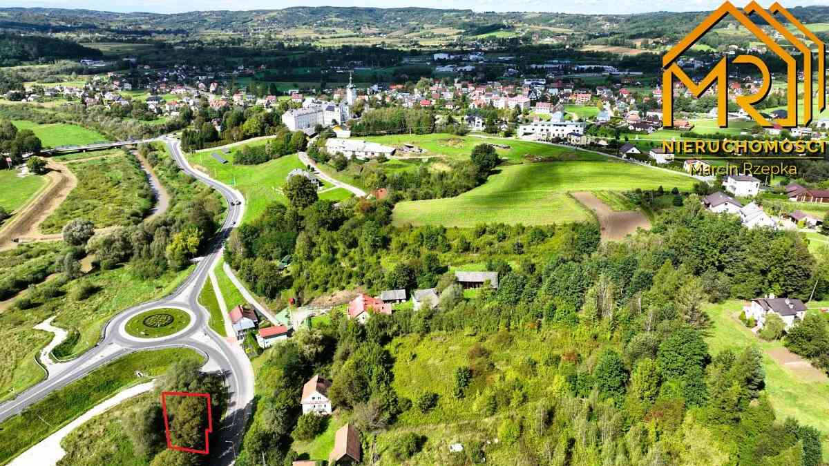 Dom z dużą działką 1,53 ha w centrum Tuchowa - zdjęcie 3