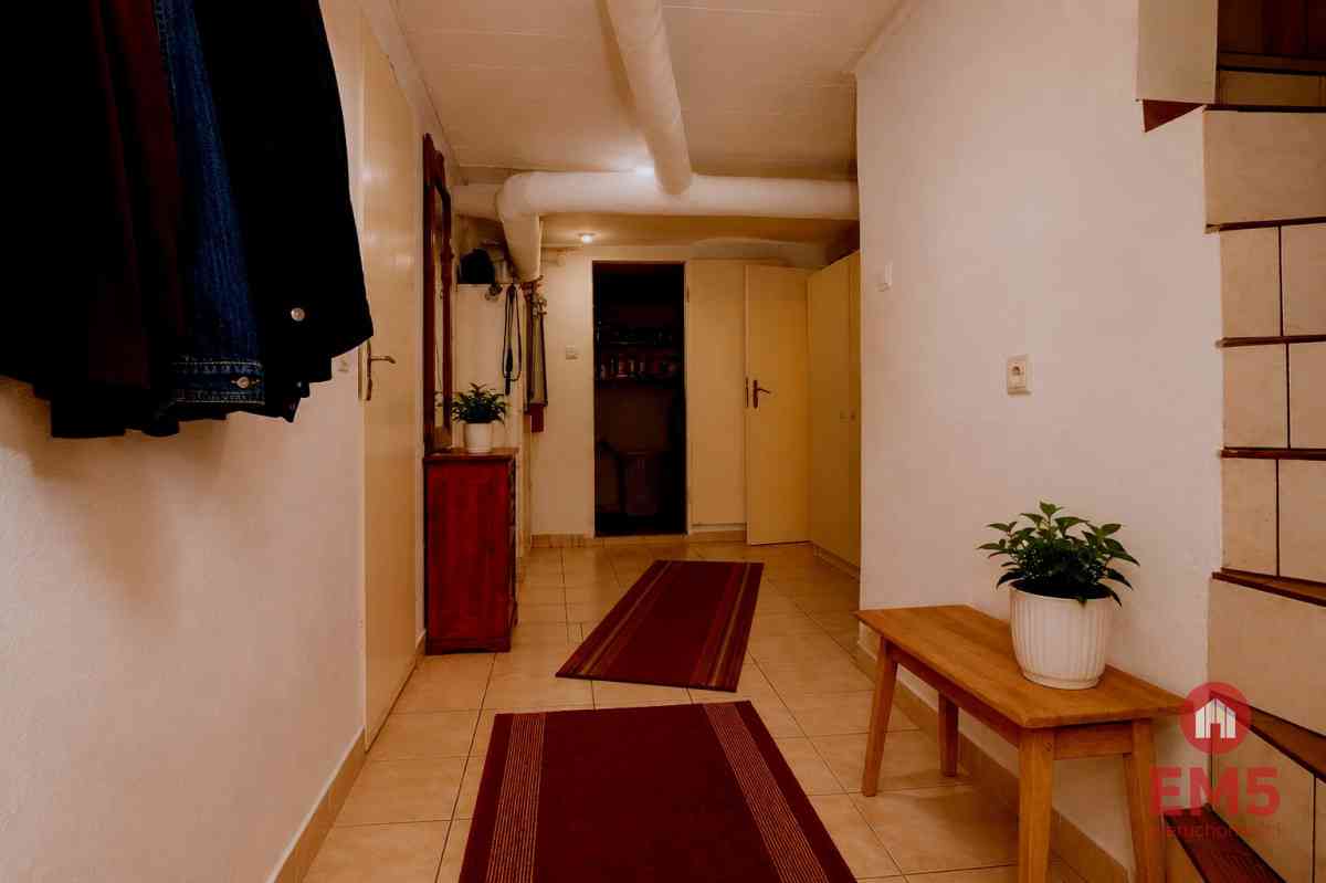 Dom z potencjałem blisko jeziora w Suwałkach. - zdjęcie 10