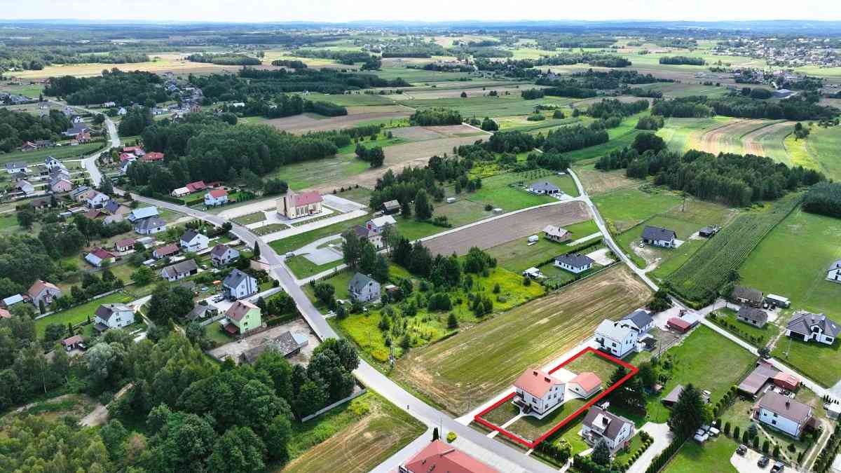 Dom w wysokim standardzie – centrum Laskówki Chorą - zdjęcie 2