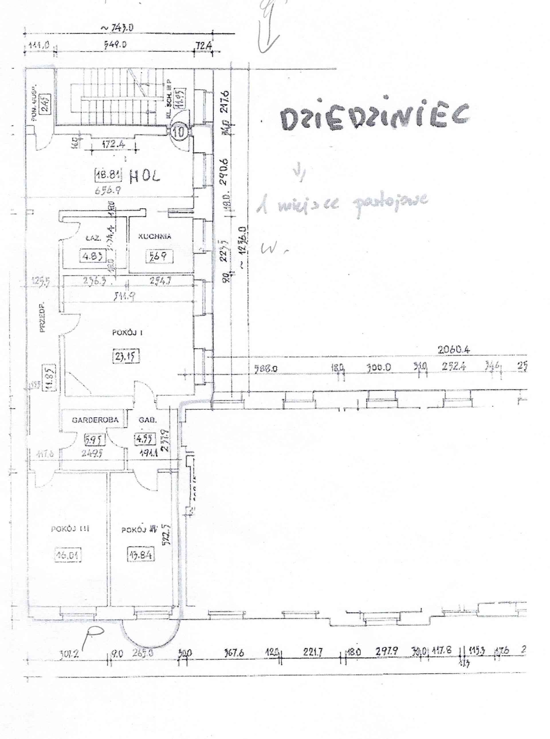 Mieszkanie w kamienicy w centrum - zdjęcie 2