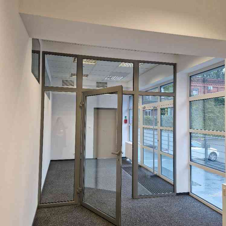 Lokal 78m2 z witryną, Wrocław Stare Miasto