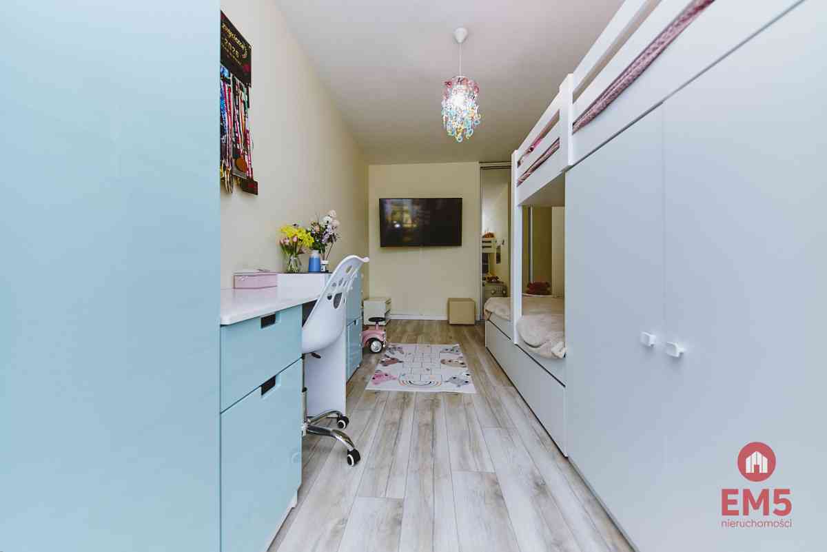 Mieszkanie 3-pokojowe 61m2,4 piętro,winda, - zdjęcie 12