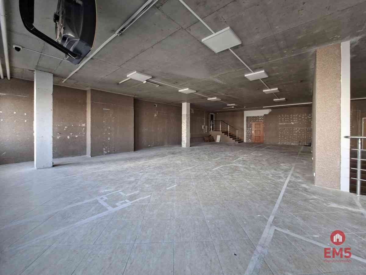 Lokal użytkowy 490 m2. Nowe Miasto. - zdjęcie 5