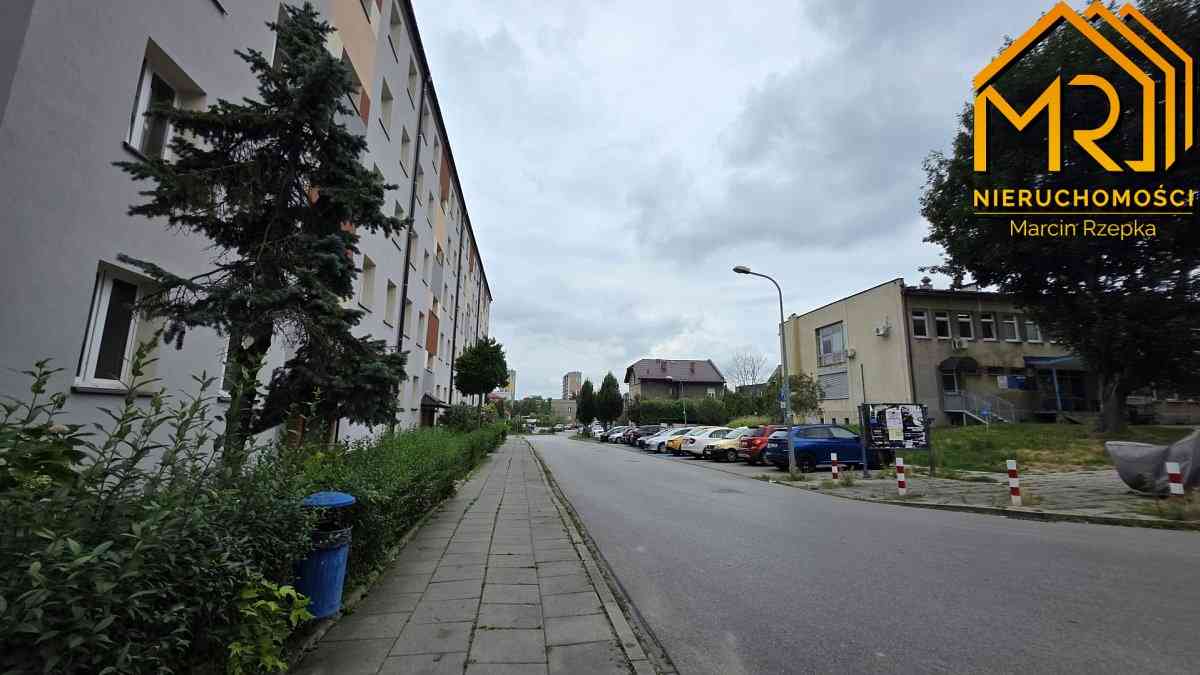 Kawalerka niespełna 20 m² do kapitalnego remontu - zdjęcie 8