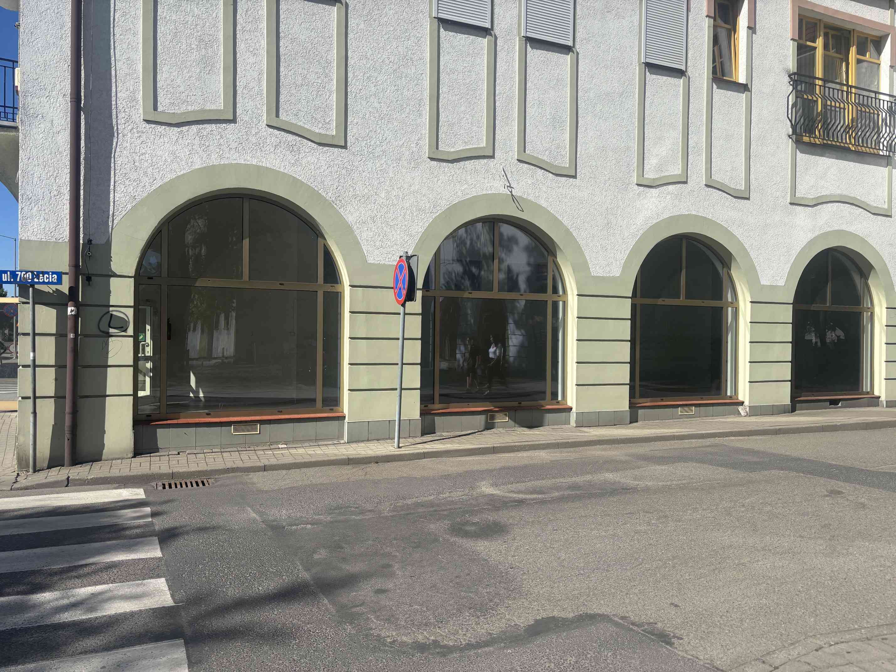 Lokal usługowy z witryną i klimatyzacją, 117 m², Brodnica - zdjęcie 3