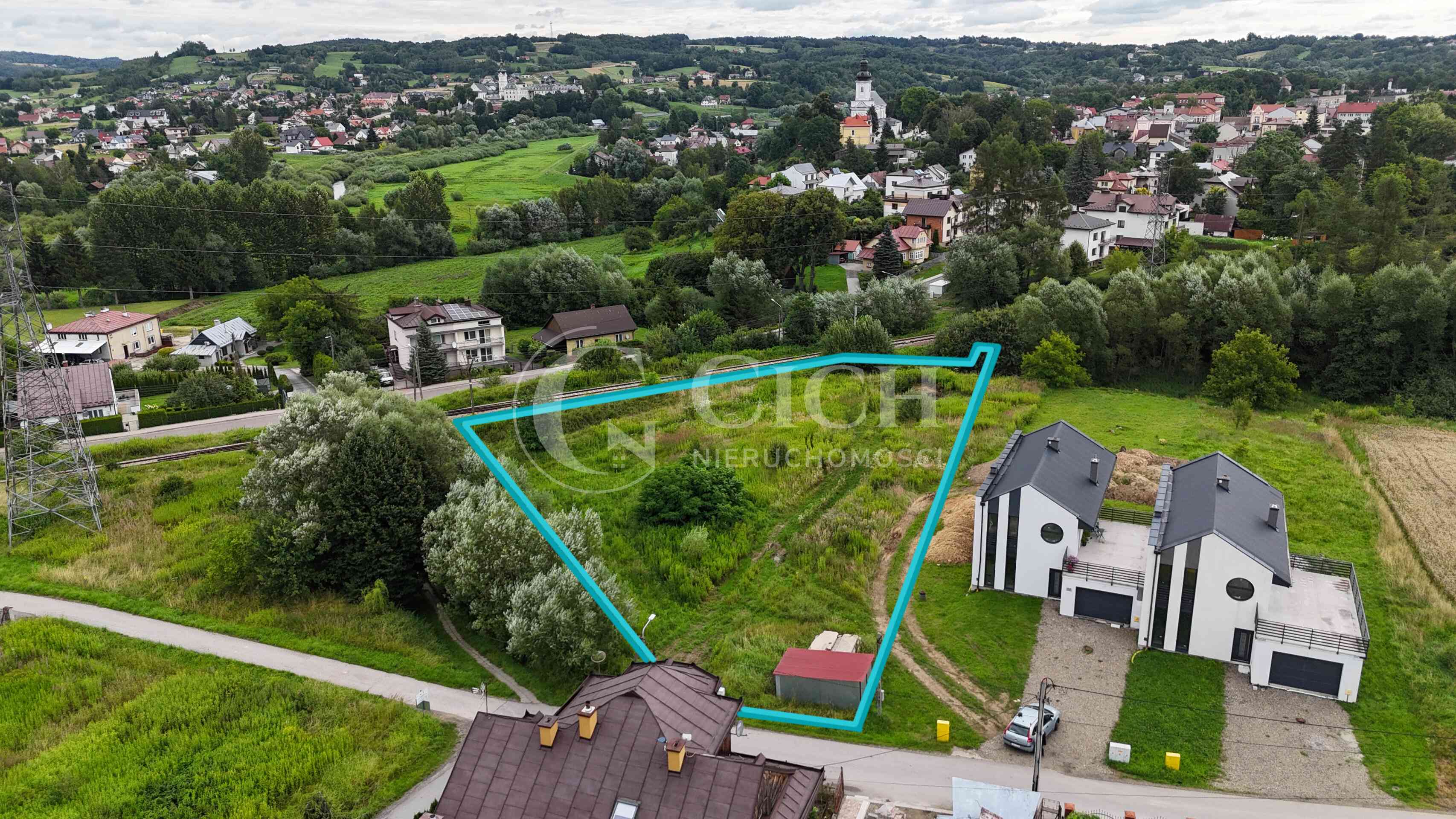 Tuchów – działka inwestycyjna z pozwoleniem na | bliźniaka 2 × 164 m² - zdjęcie 2
