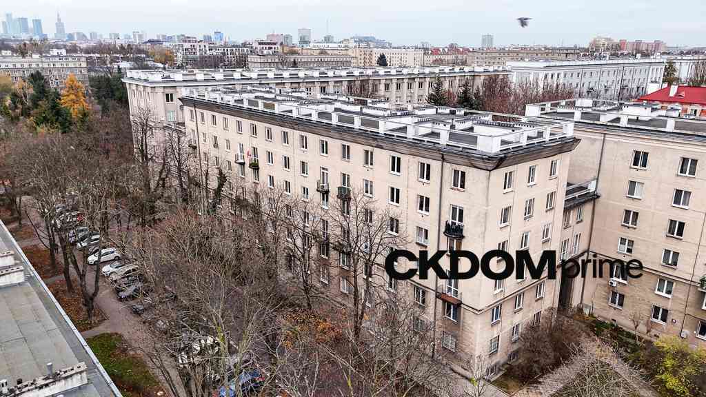 Klimatyczna kawalerka 34,1 m² w kamienicy