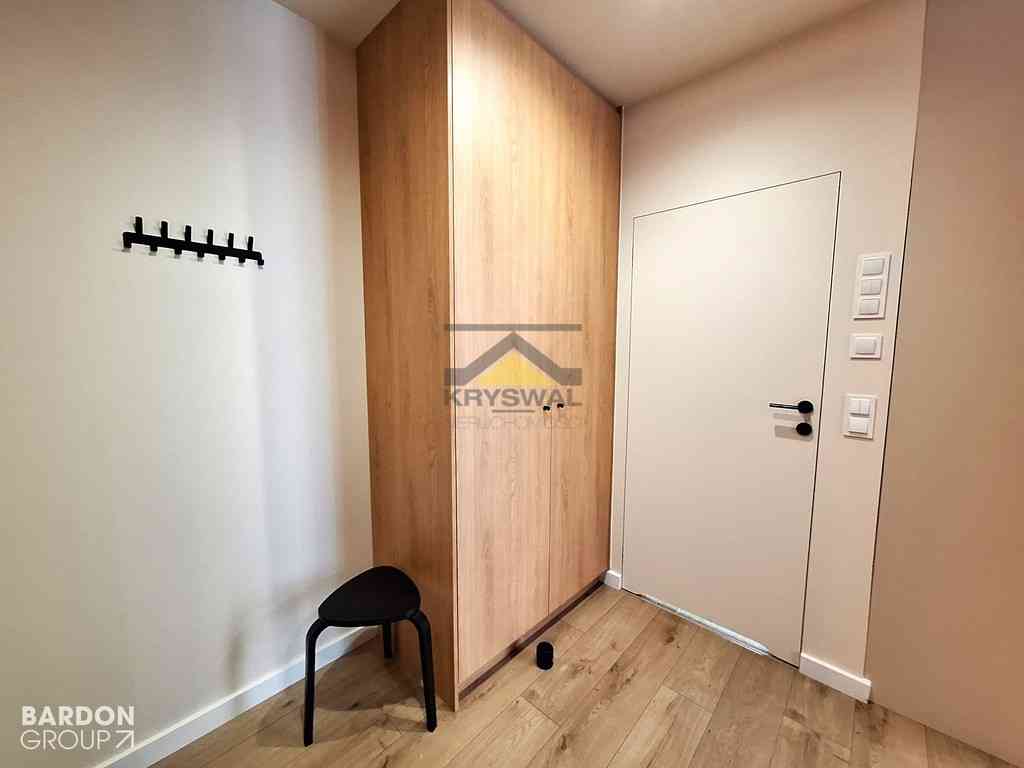 Apartament w centrum miasta z dużym tarasem! - zdjęcie 8