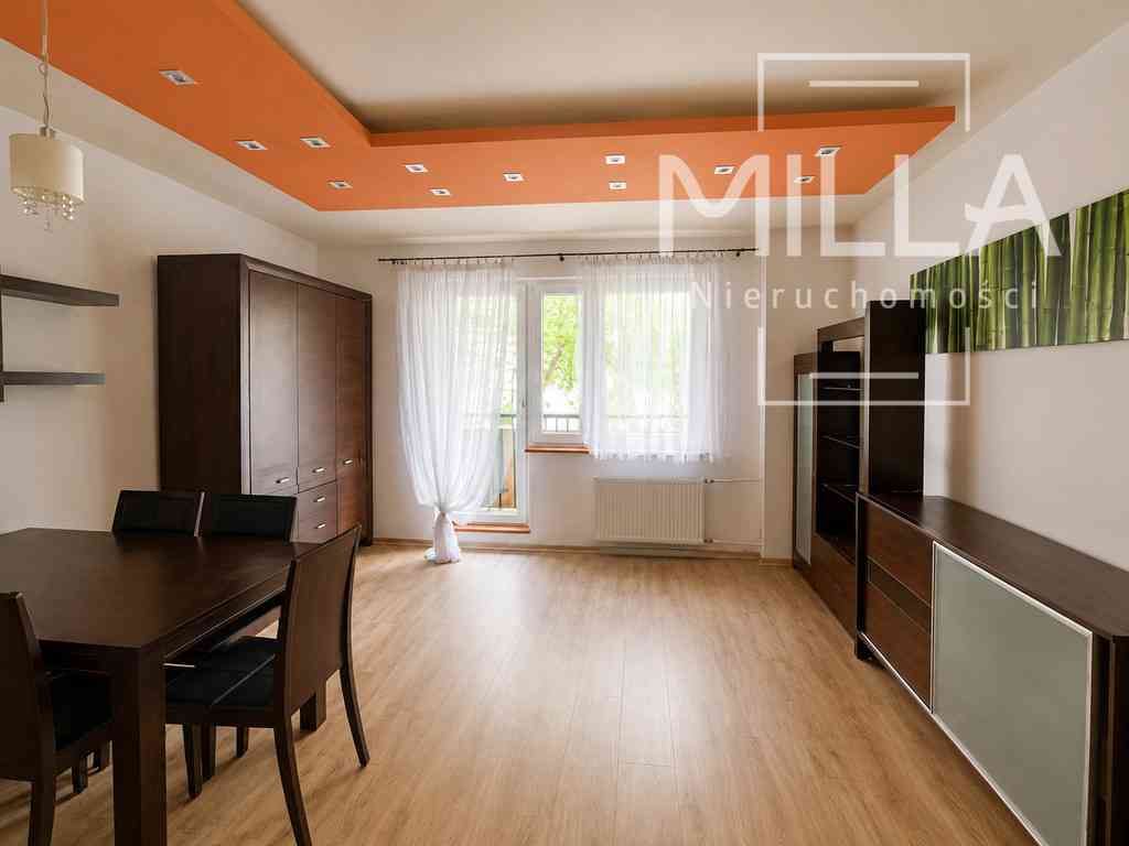Radogoszcz - 4  rozkładowe pokoje z ogródkiem - zdjęcie 2