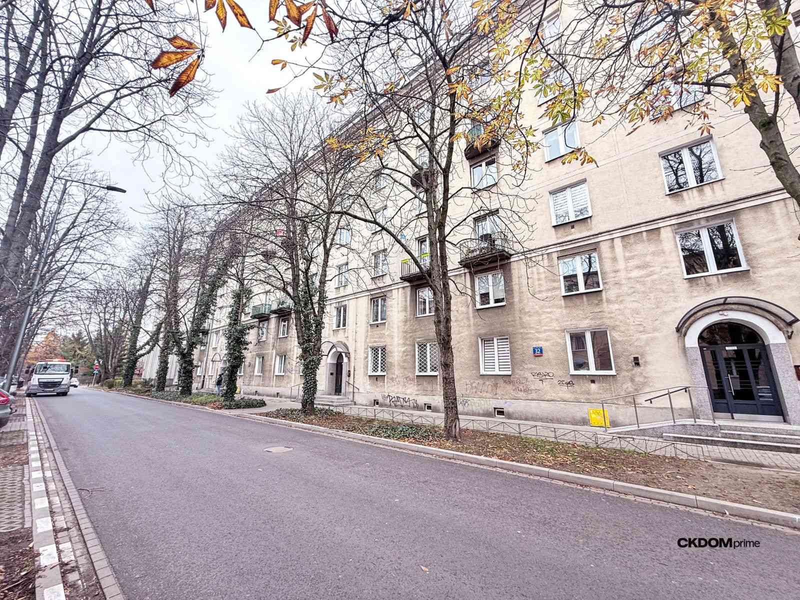 Klimatyczna kawalerka 34,1 m² w kamienicy - zdjęcie 8