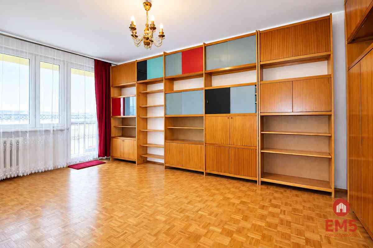 3 pokoje | 3 piętro | 67m2 | Centrum