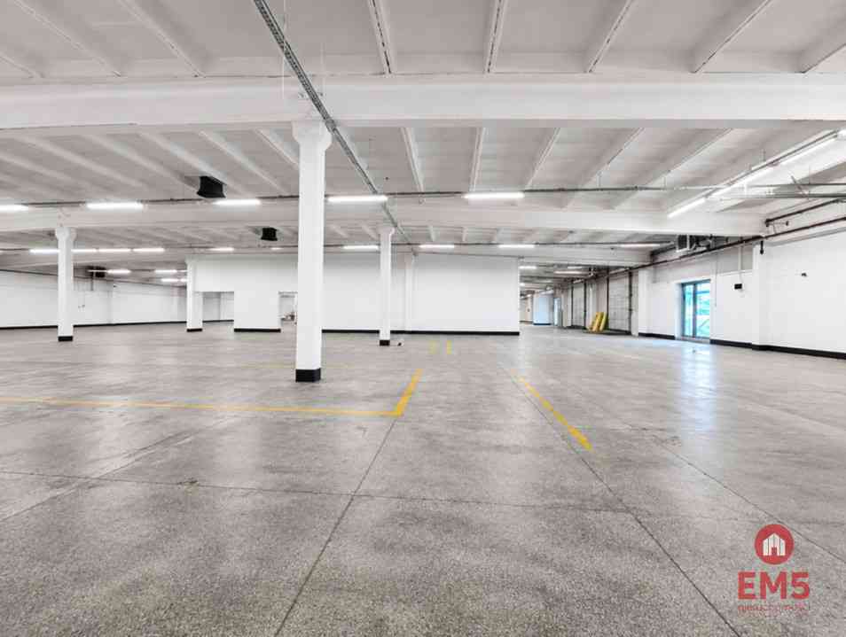 Nowy magazyn 1940 m2 - zdjęcie 2