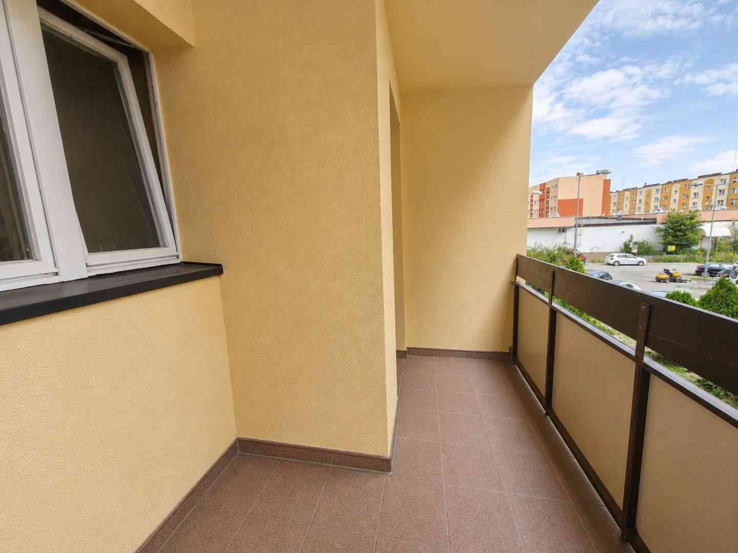 Koźle ul. Stolarska, 1 piętro +loggia - zdjęcie 3