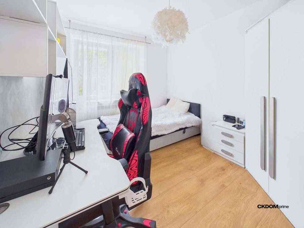 Mieszkanie po generalnym remoncie , osiedle KSM / 1. piętro z balkonem - zdjęcie 11