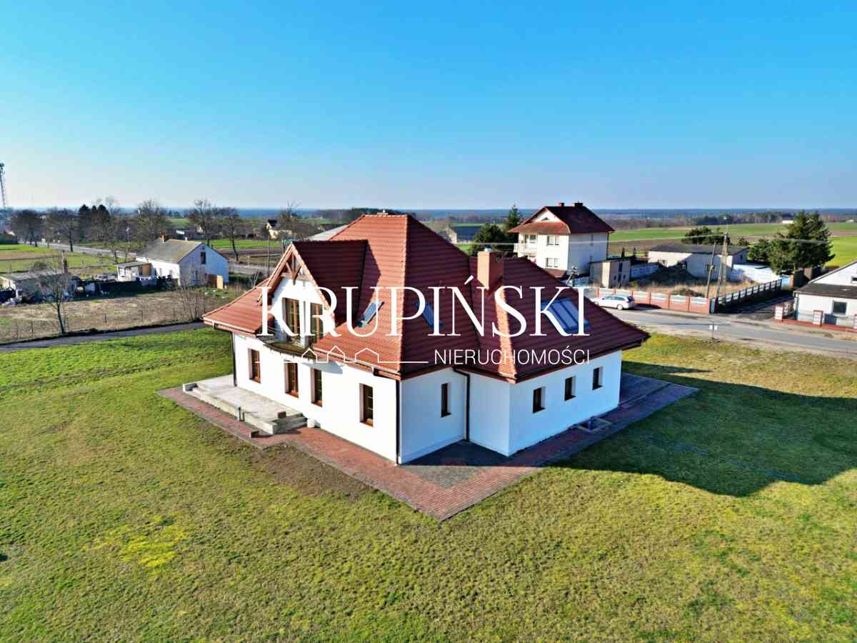 Ciechocin, dom 281,2 m2, działka 3018 m2, 6 pokoi - zdjęcie 3