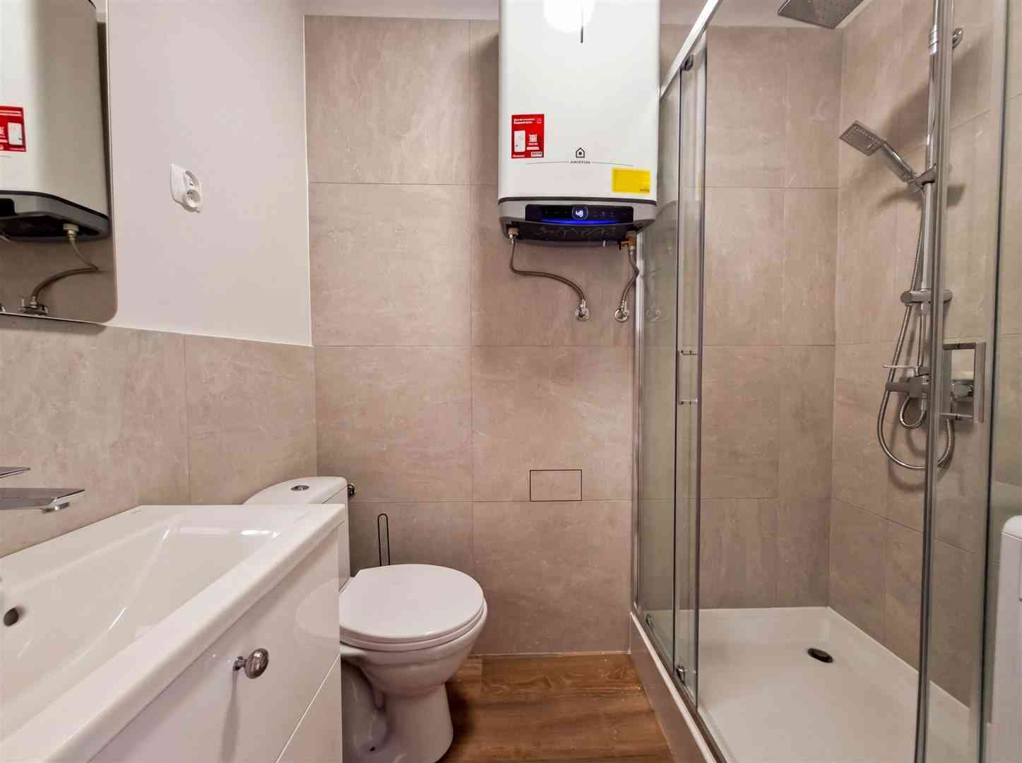 Mieszkanie po świeżo po remoncie! Balkon, ul.Lompy - zdjęcie 7