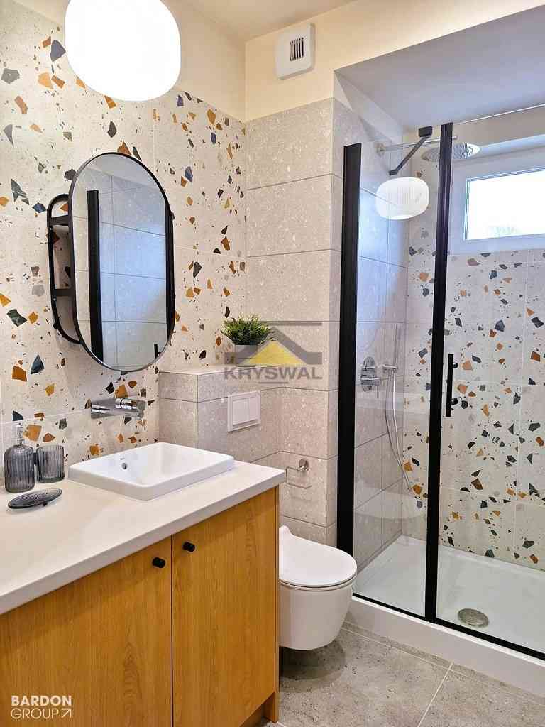 Apartament w centrum miasta z dużym tarasem! - zdjęcie 17