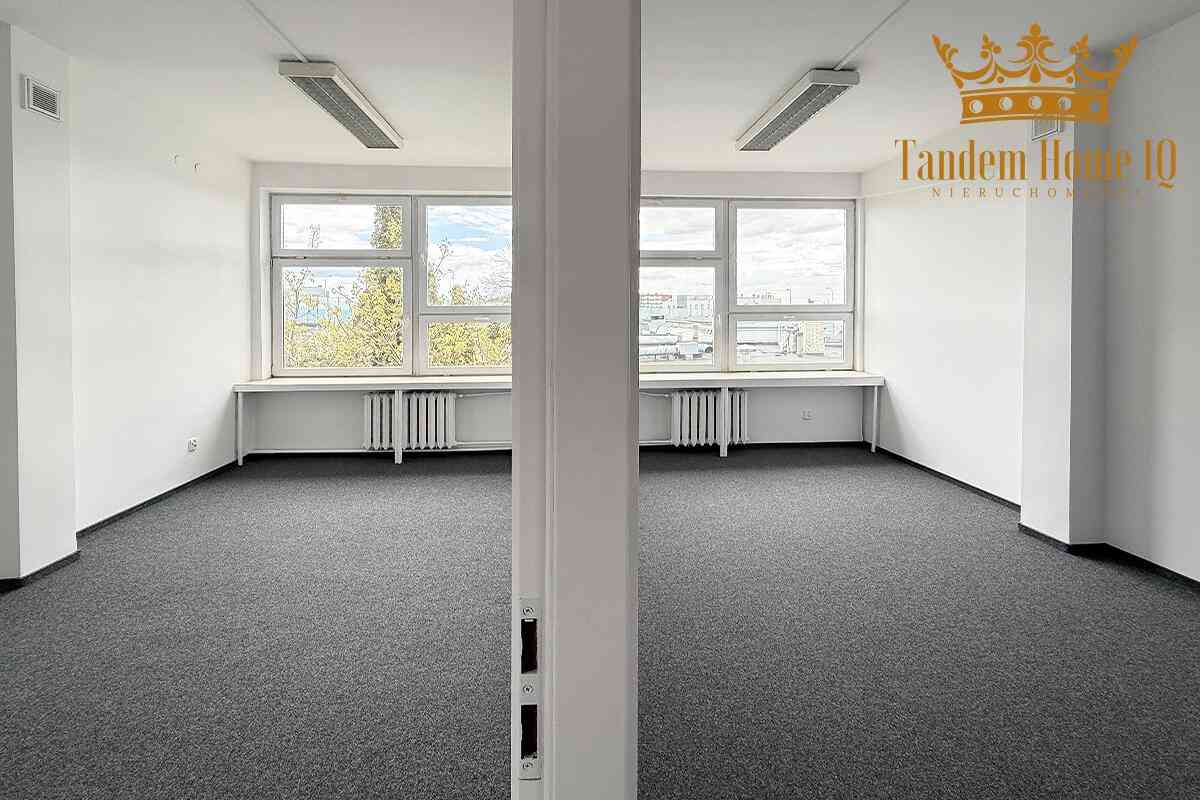Na wynajem biuro 35,2m2 z częściami wspólnymi, Włochy, Jerozolimskie