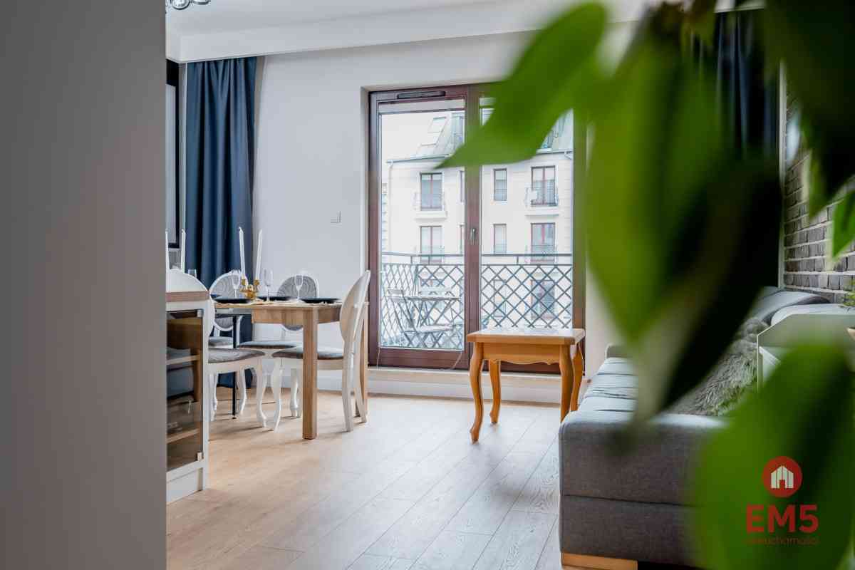 Apartament premium z kinem domowym – Młynowa