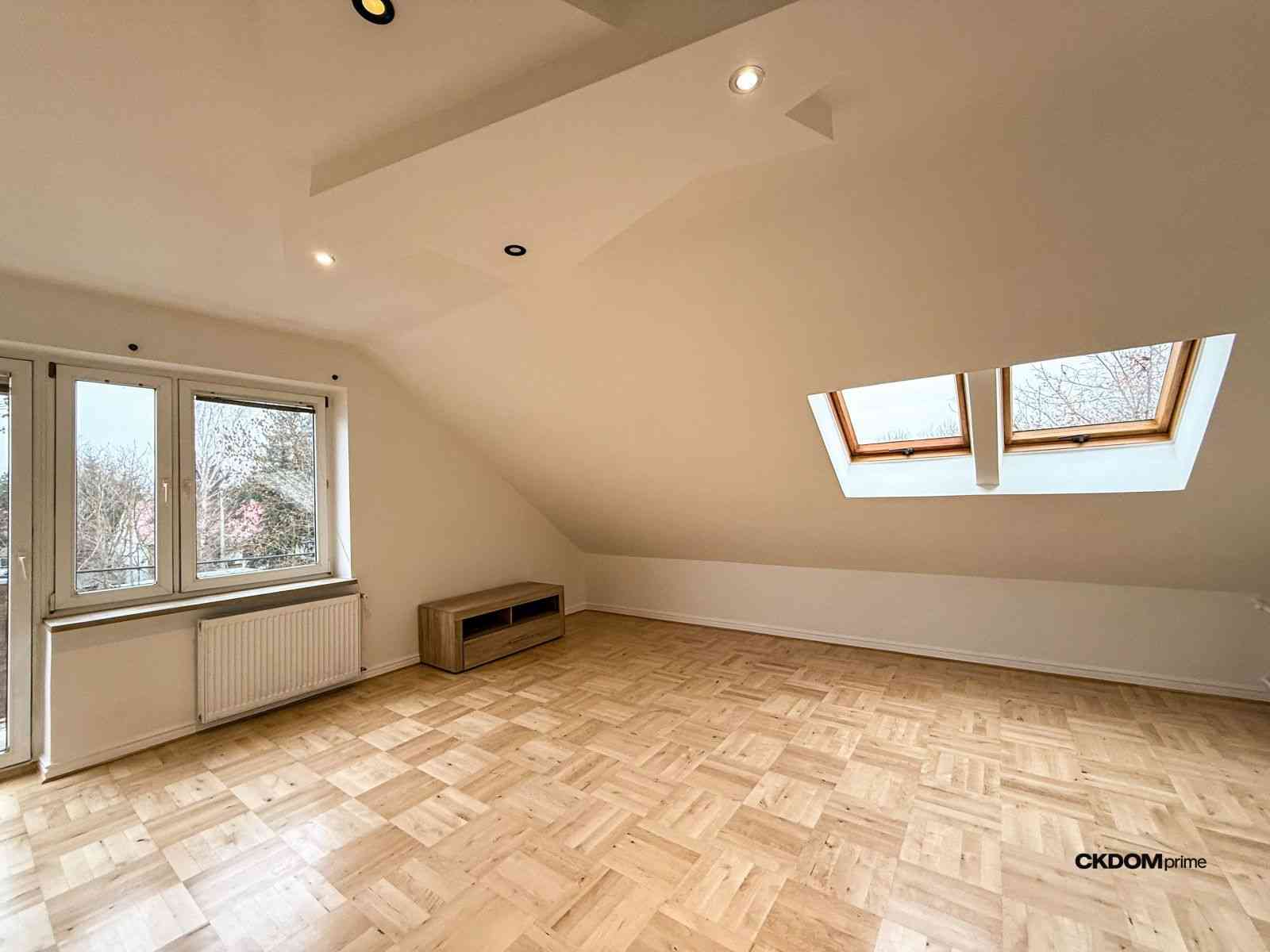 3 pokoje mieszkanie 77m² plus garaż Baranówek