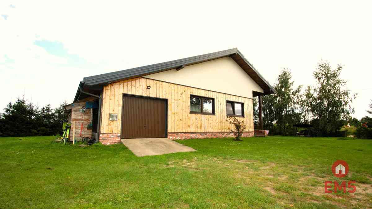 Dom z bala pod Puszczą Knyszyńską - zdjęcie 18