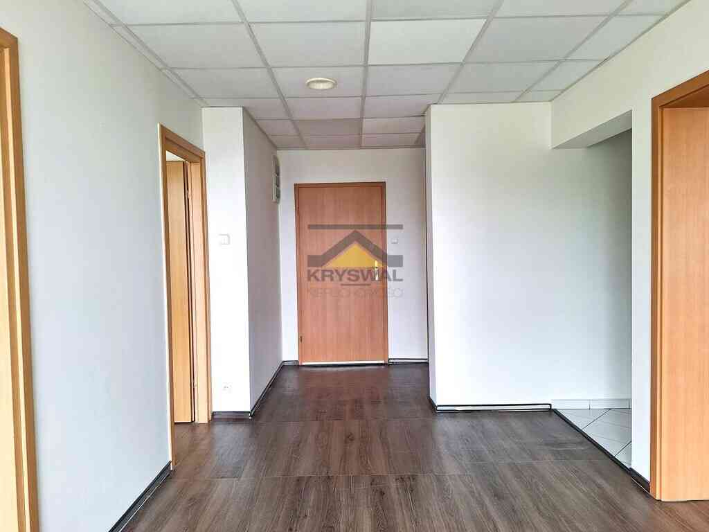 Lokal użytkowy do wynajęcia w centrum miasta. - zdjęcie 13