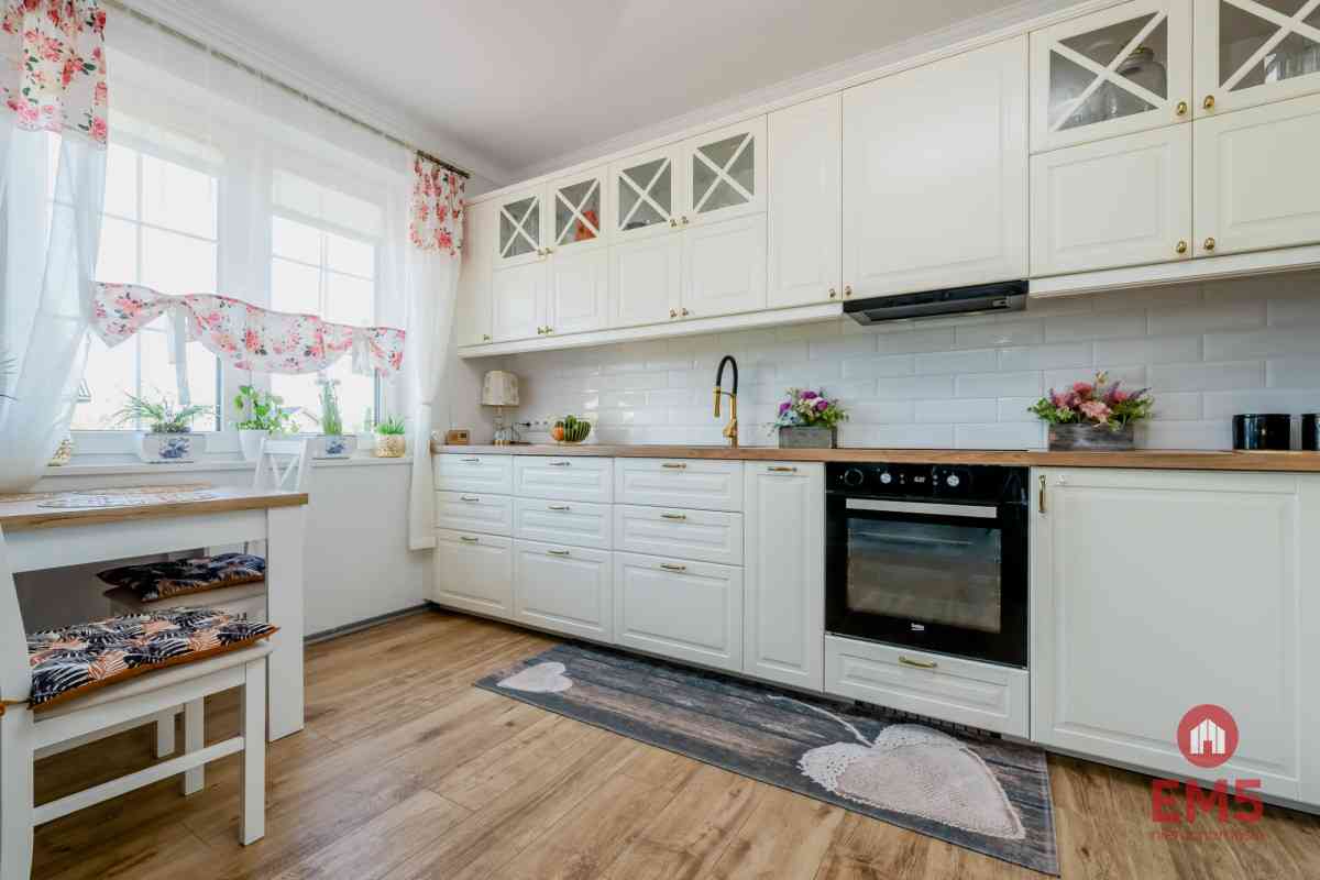 Wyjątkowy dom jednorodzinny 140 m² do wprowadzenia - zdjęcie 8