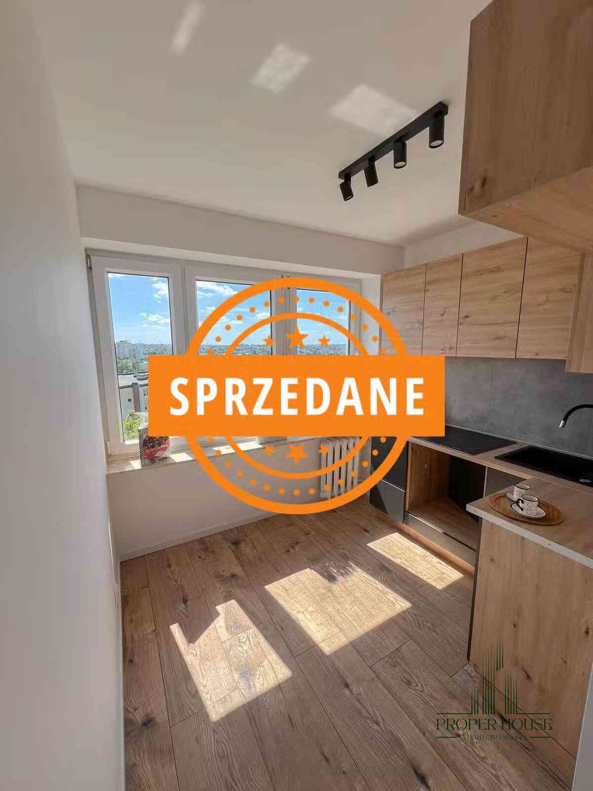 Atrakcyjne Mieszkanie z Balkonem 40m2– Po Remoncie ul.J.Kiepury