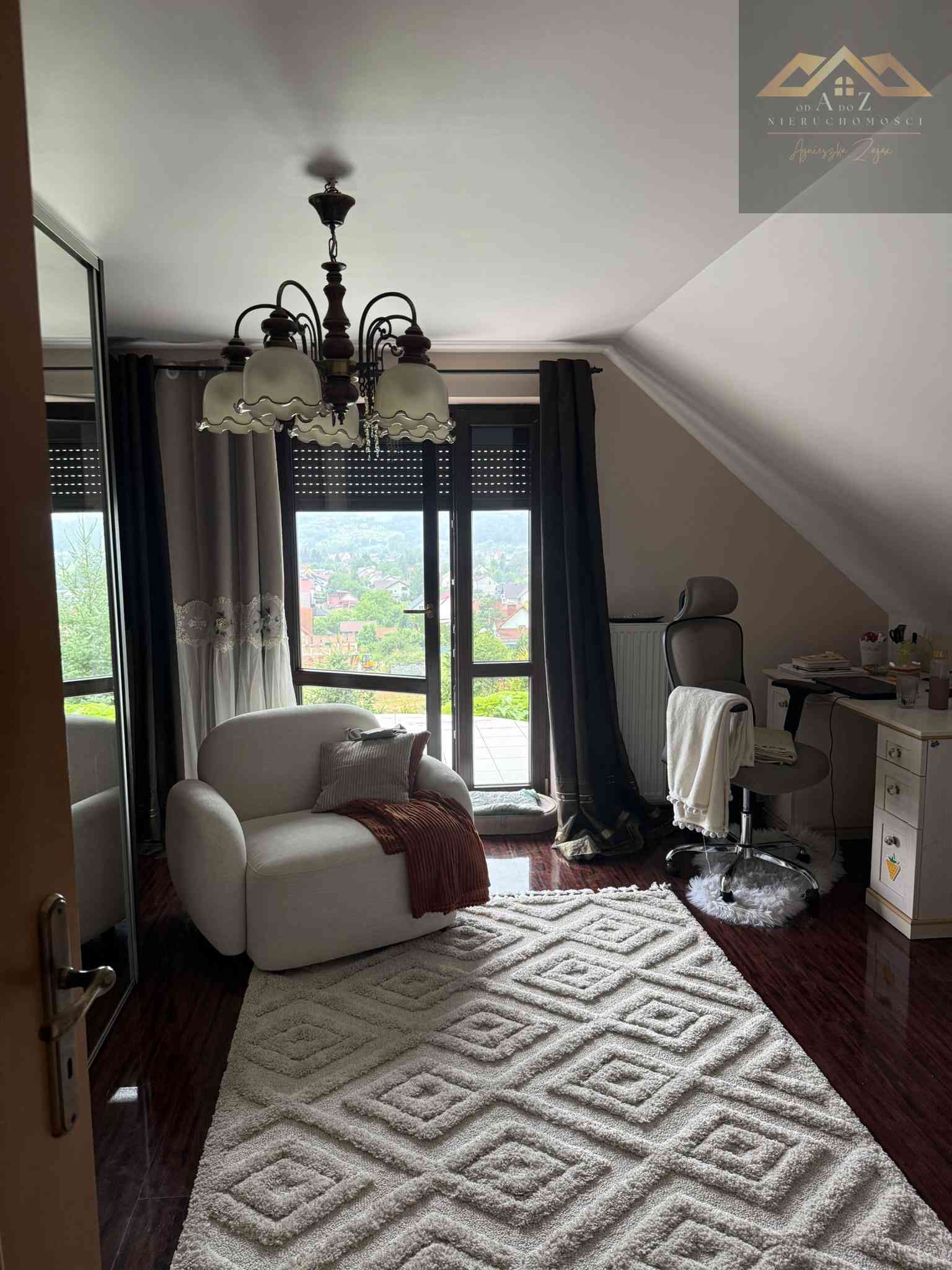 Na sprzedaż dom w Tuchowie o pow. 279,35 m2 - zdjęcie 5