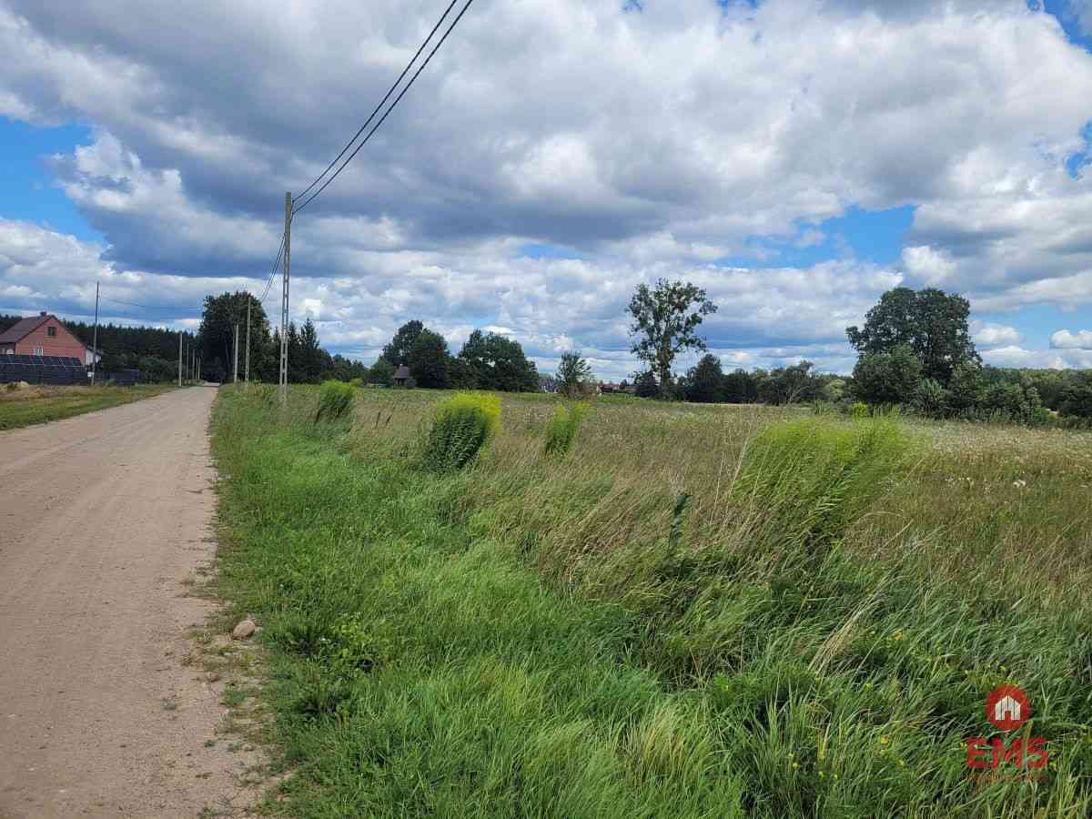 Działka budowlana wśród zieleni. - zdjęcie 4
