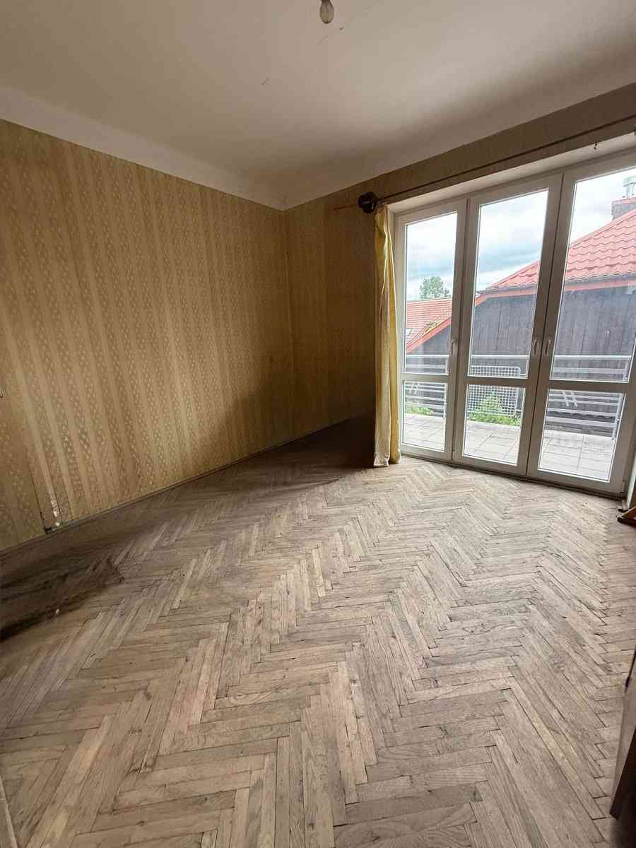 Dom z możliwością wydzielenia dwóch mieszkań – Gra - zdjęcie 31
