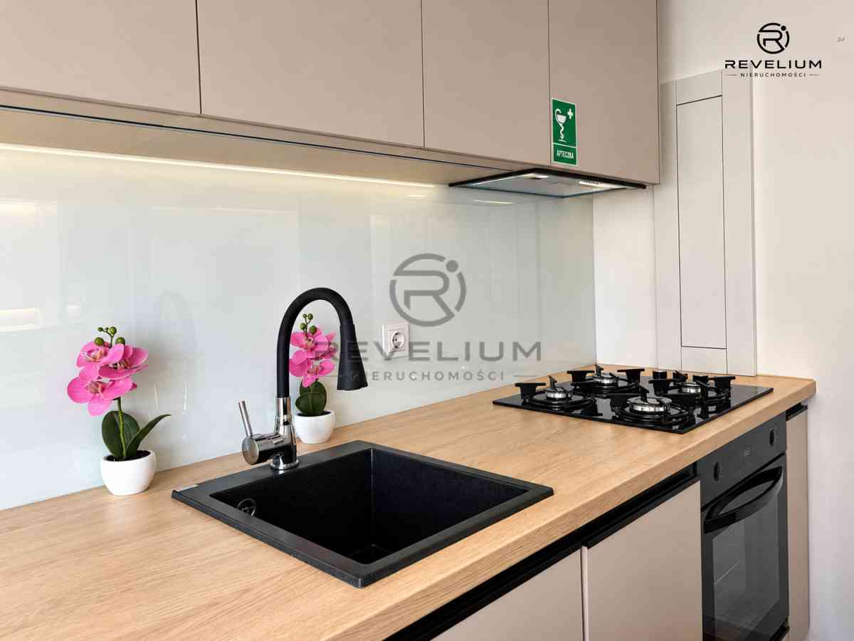 2 pokoje  | 42 m² | Balkon | Piwnica | Po remoncie - zdjęcie 9