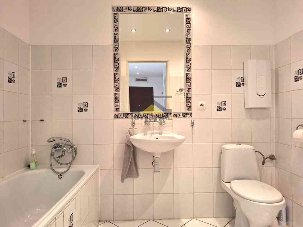 2 pokoje, wysoki parter z balkonem, Os. Manhattan - zdjęcie 15
