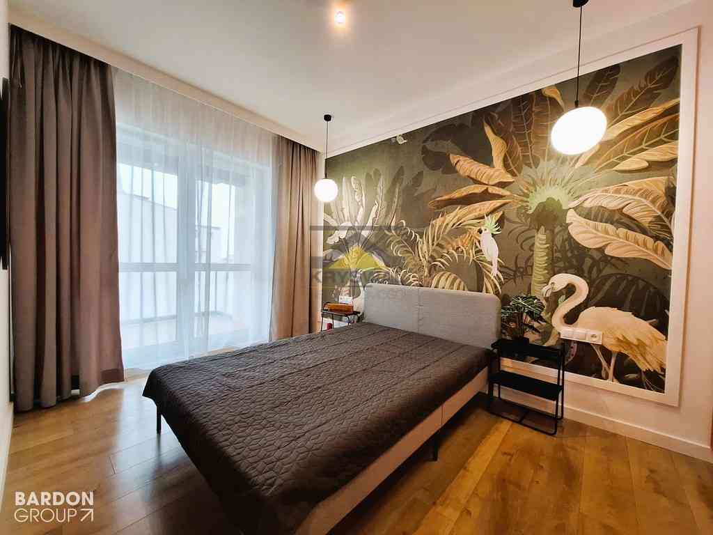 Apartament w centrum miasta z dużym tarasem! - zdjęcie 4