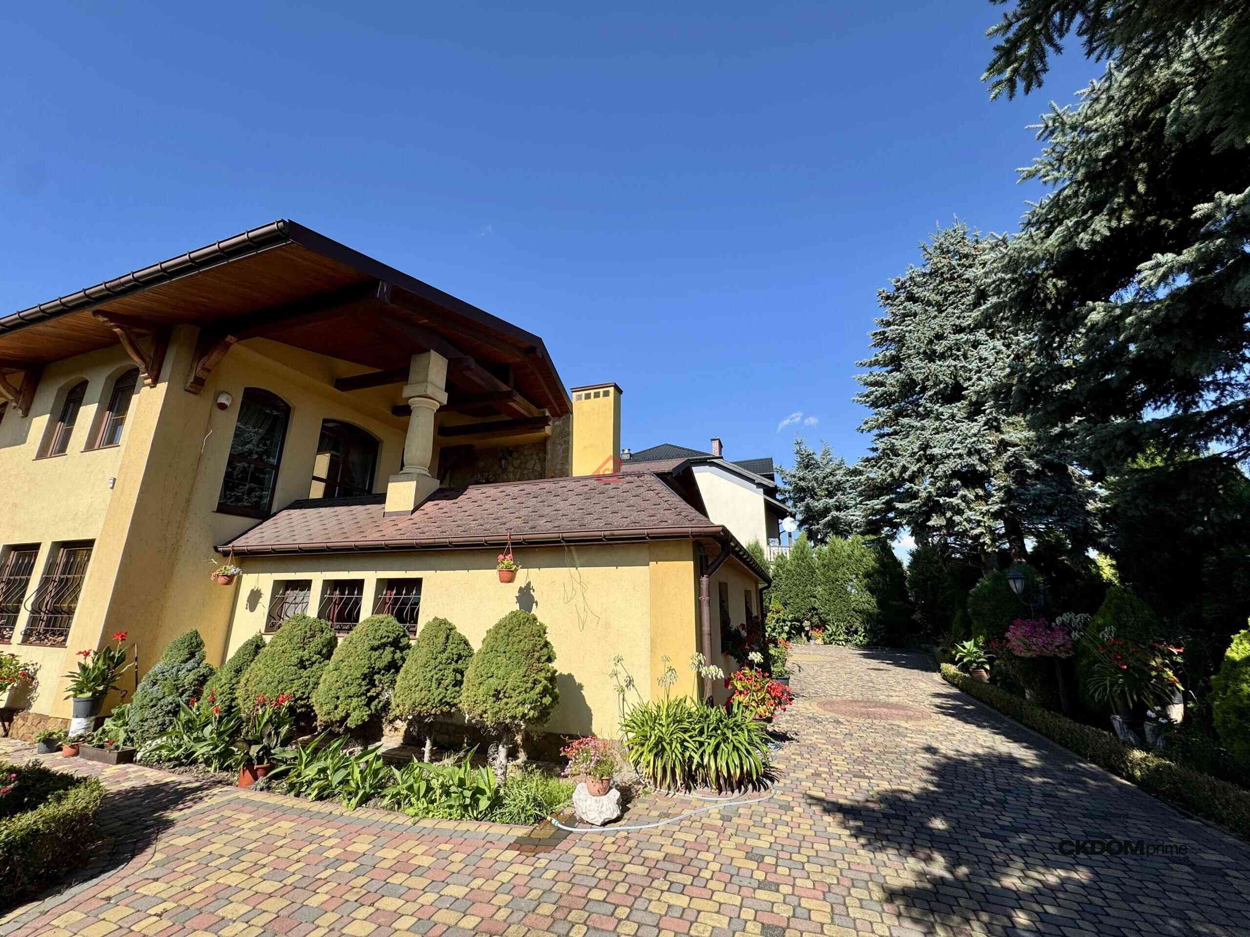 Przestronny dom 360 m² z ogrodem – Piękny ogród - zdjęcie 21